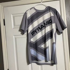 Men’s XL Black pyramid shirt